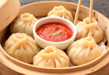 चिकन मोमोज कैसे बनाते है? How to make chicken momos with Photo? Step-By-Step चिकन मोमोस कैसे बनाते है? How to make chicken momos with Photo?