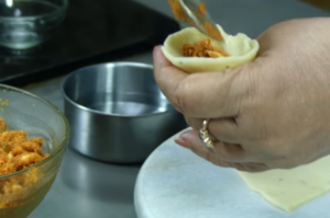 ड्राई मिनी समोसा कैसे बनाते है? How to make Dry Mini Samosa with Photo?