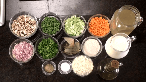 वेजिटेबल सूप रेसिपी | Mixed Vegetable Soup Recipe in Hindi with Photo